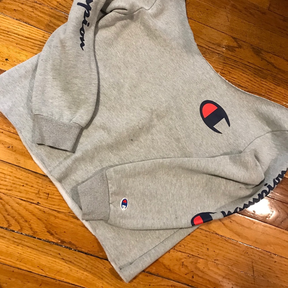 3 for 25 CHAMPION sweatshirt